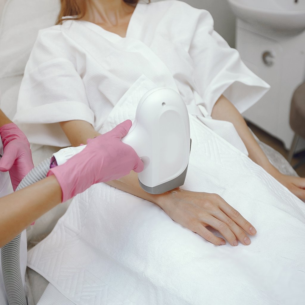 Процедура фотоомолодження в method.clinic